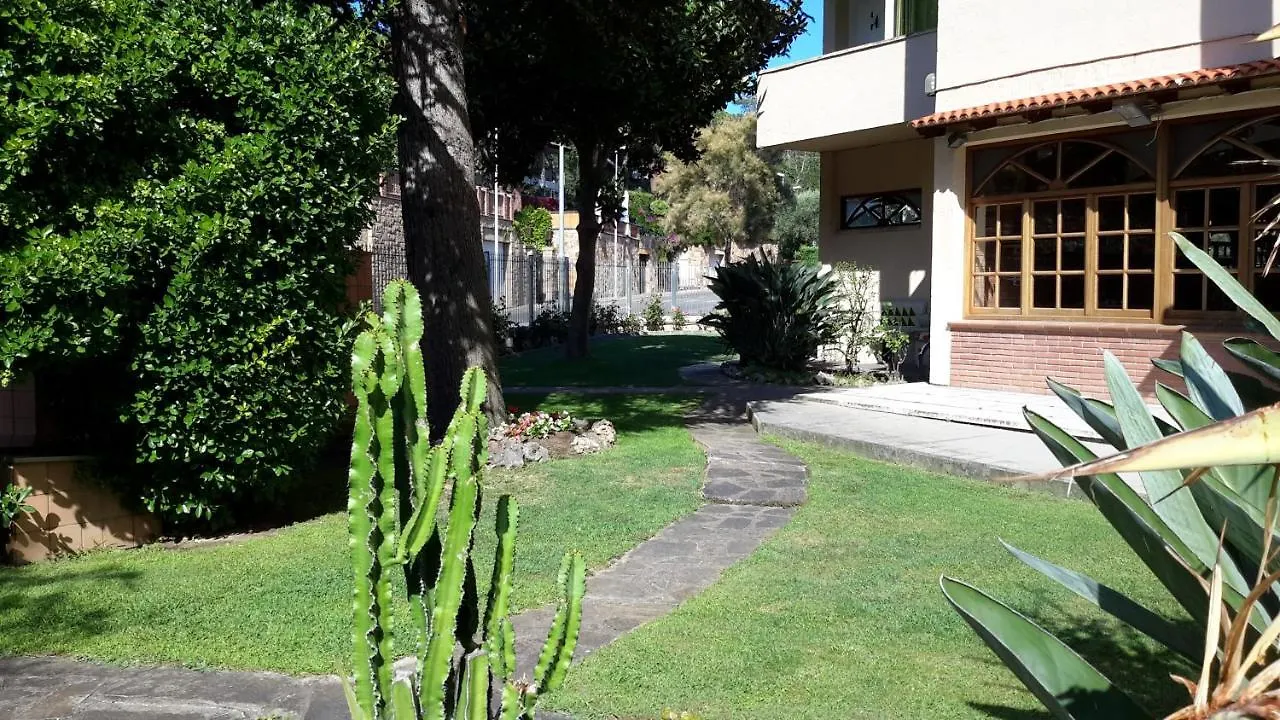 Apartment Domenech Carles 2